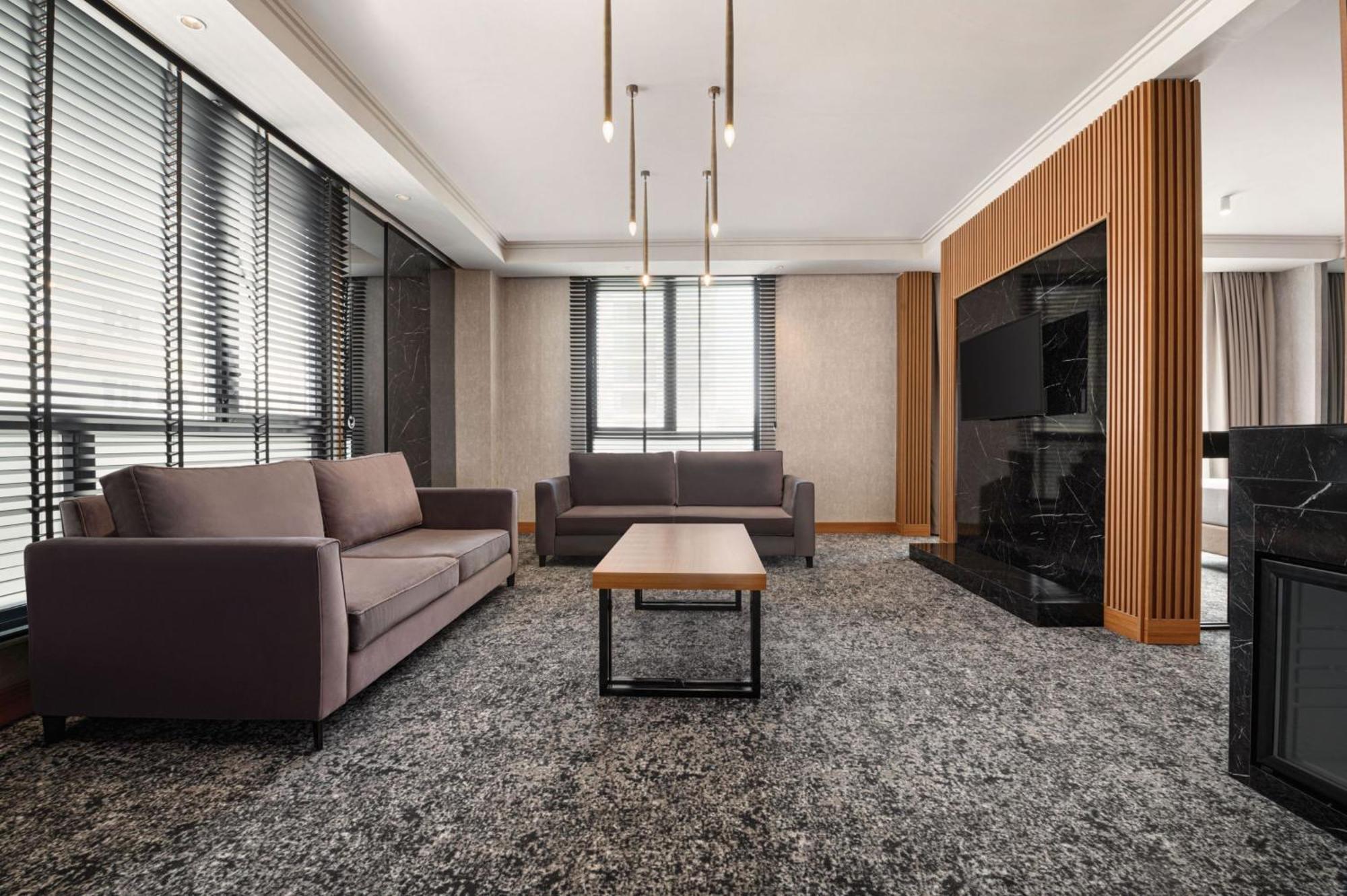 Hotel Ramada By Wyndham Gaziantep Zewnętrze zdjęcie