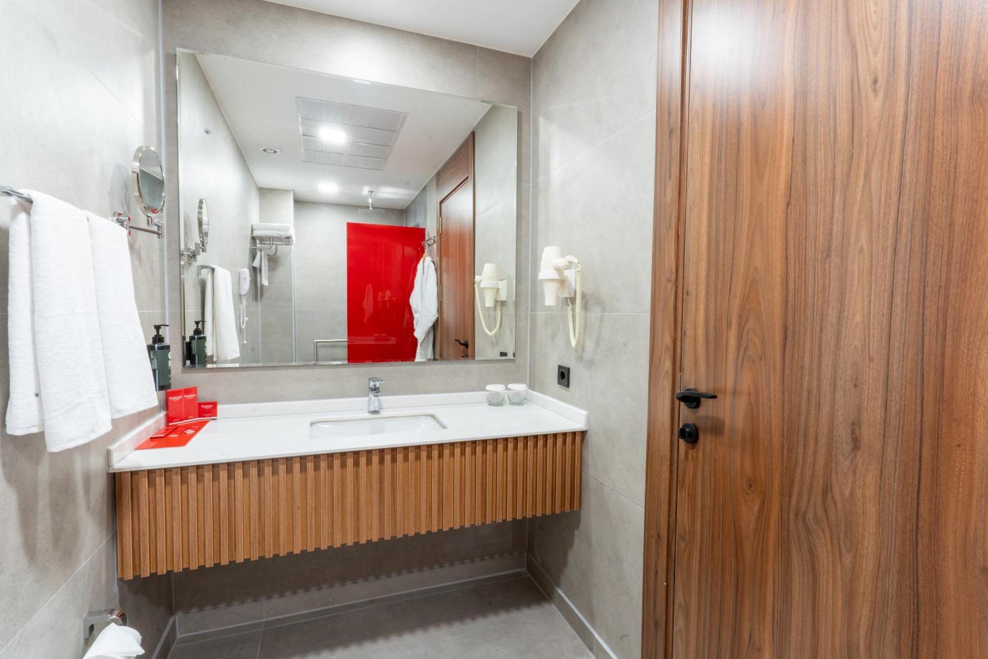 Hotel Ramada By Wyndham Gaziantep Zewnętrze zdjęcie