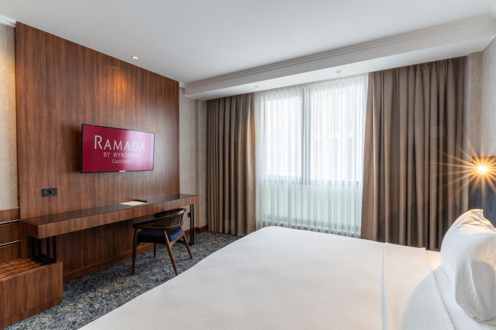 Hotel Ramada By Wyndham Gaziantep Zewnętrze zdjęcie