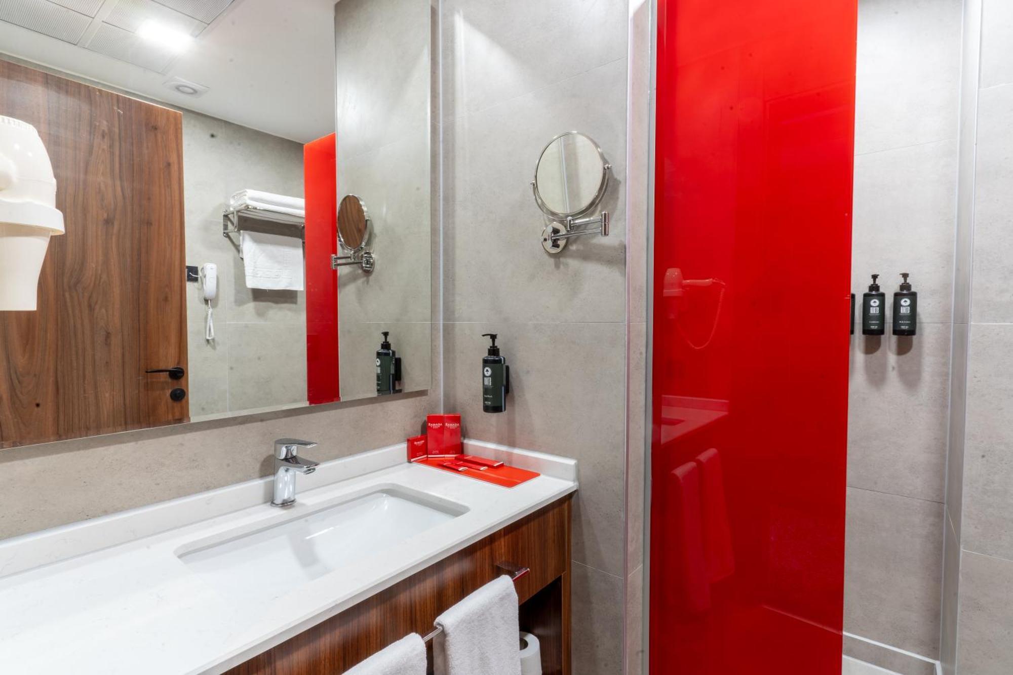 Hotel Ramada By Wyndham Gaziantep Zewnętrze zdjęcie